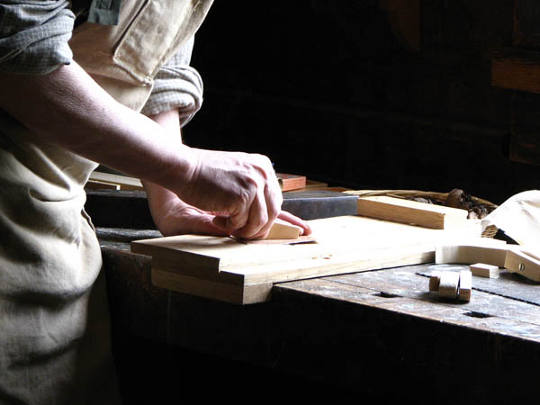 Ofrecemos un servicio de <strong>carpintería  de madera y ebanistería en Fogars de la Selva</strong> adaptado a las necesidades del <strong>cliente</strong>.